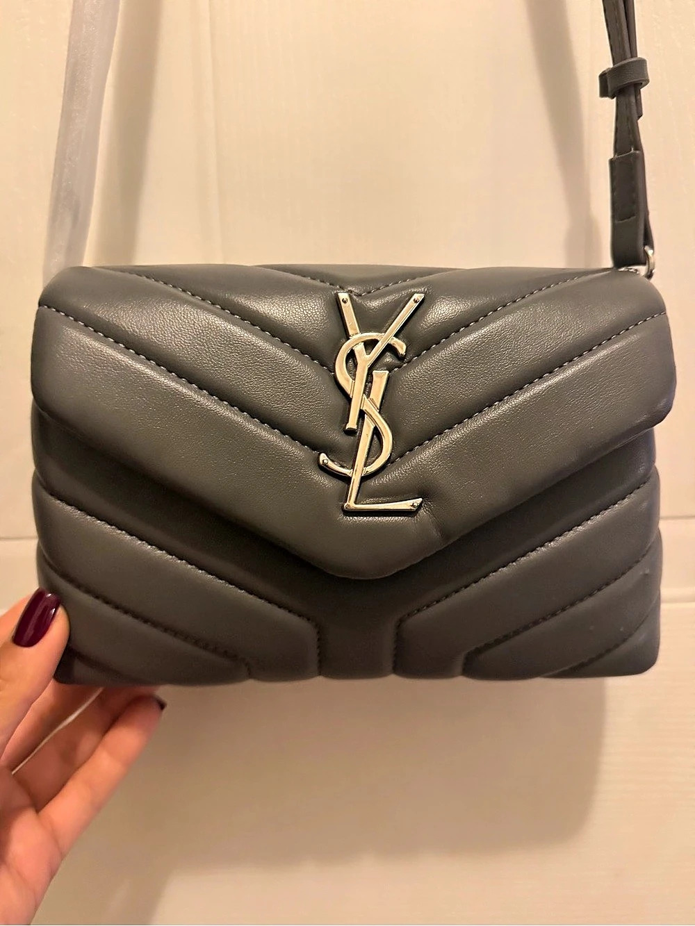 Saint Laurent Toy Loulou Crossbody Bag Gray